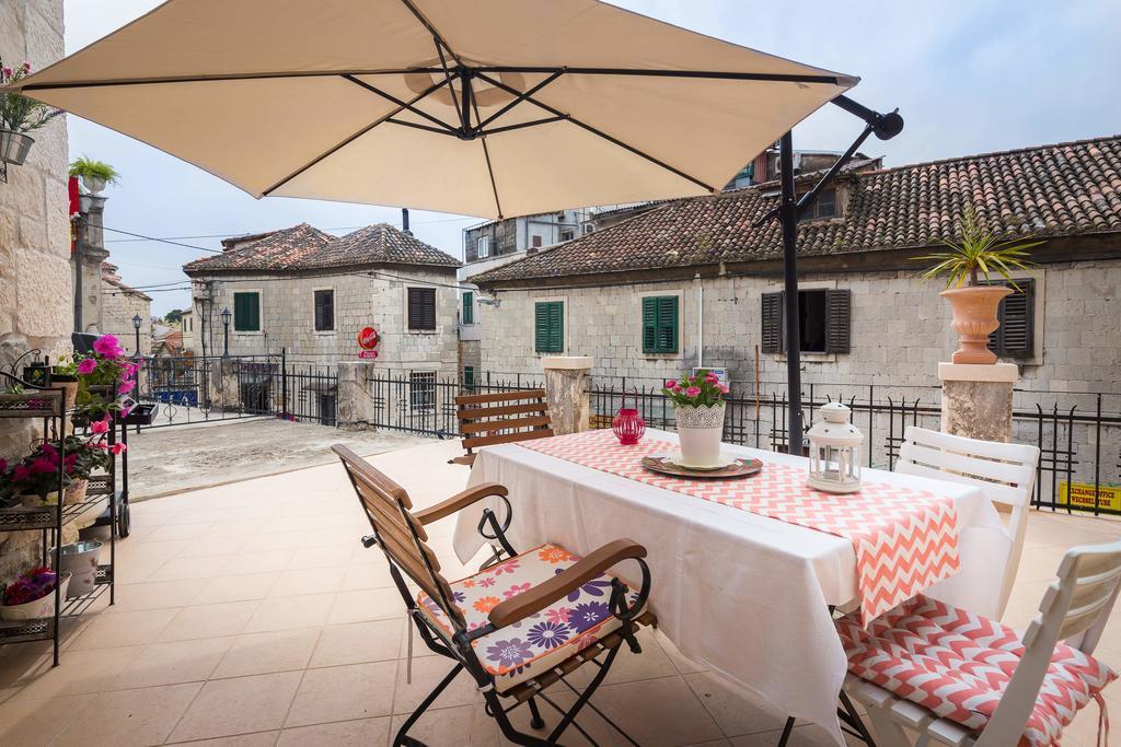 Phoenix Studio Apartment Spalato Esterno foto