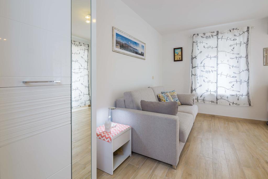 Phoenix Studio Apartment Spalato Esterno foto